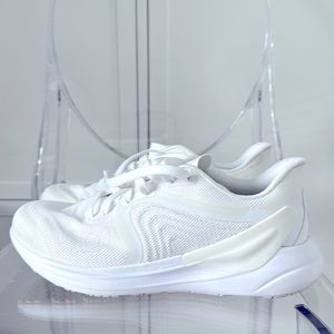 Lululemon Blissfeel 2 runners